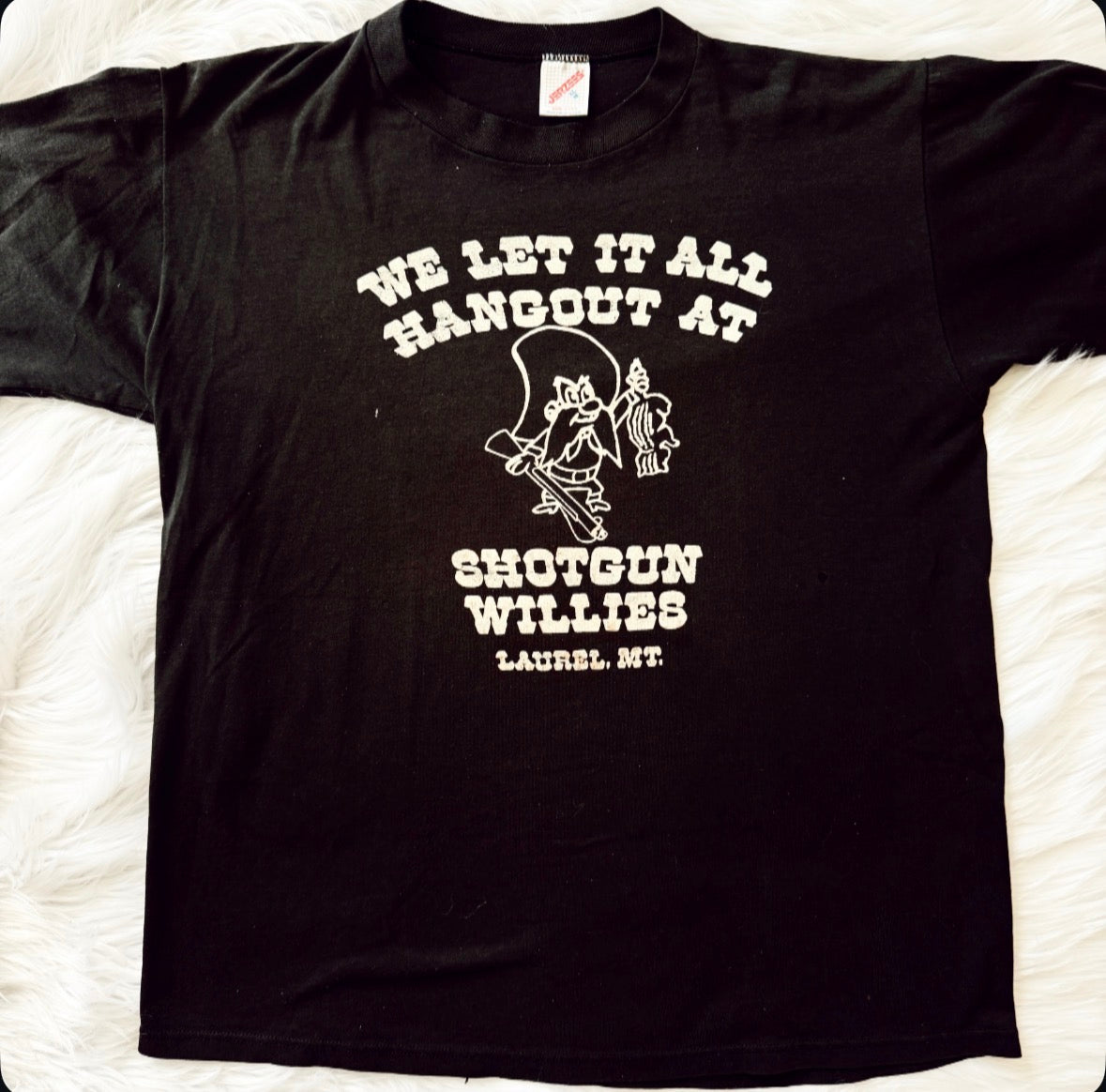 Vintage Shotgun Willies Saloon Tee