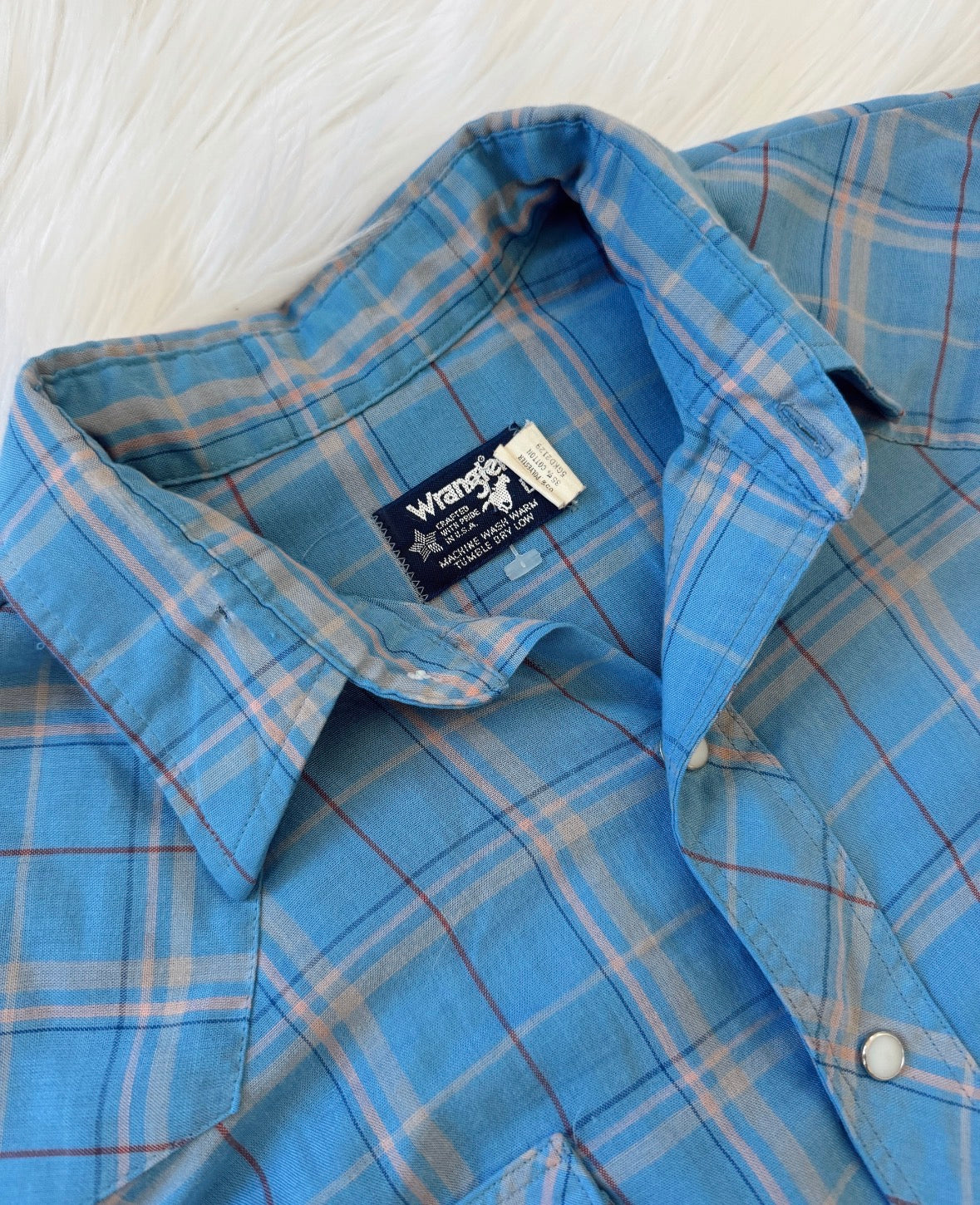 Vintage Wrangler Blue Pearl Snap