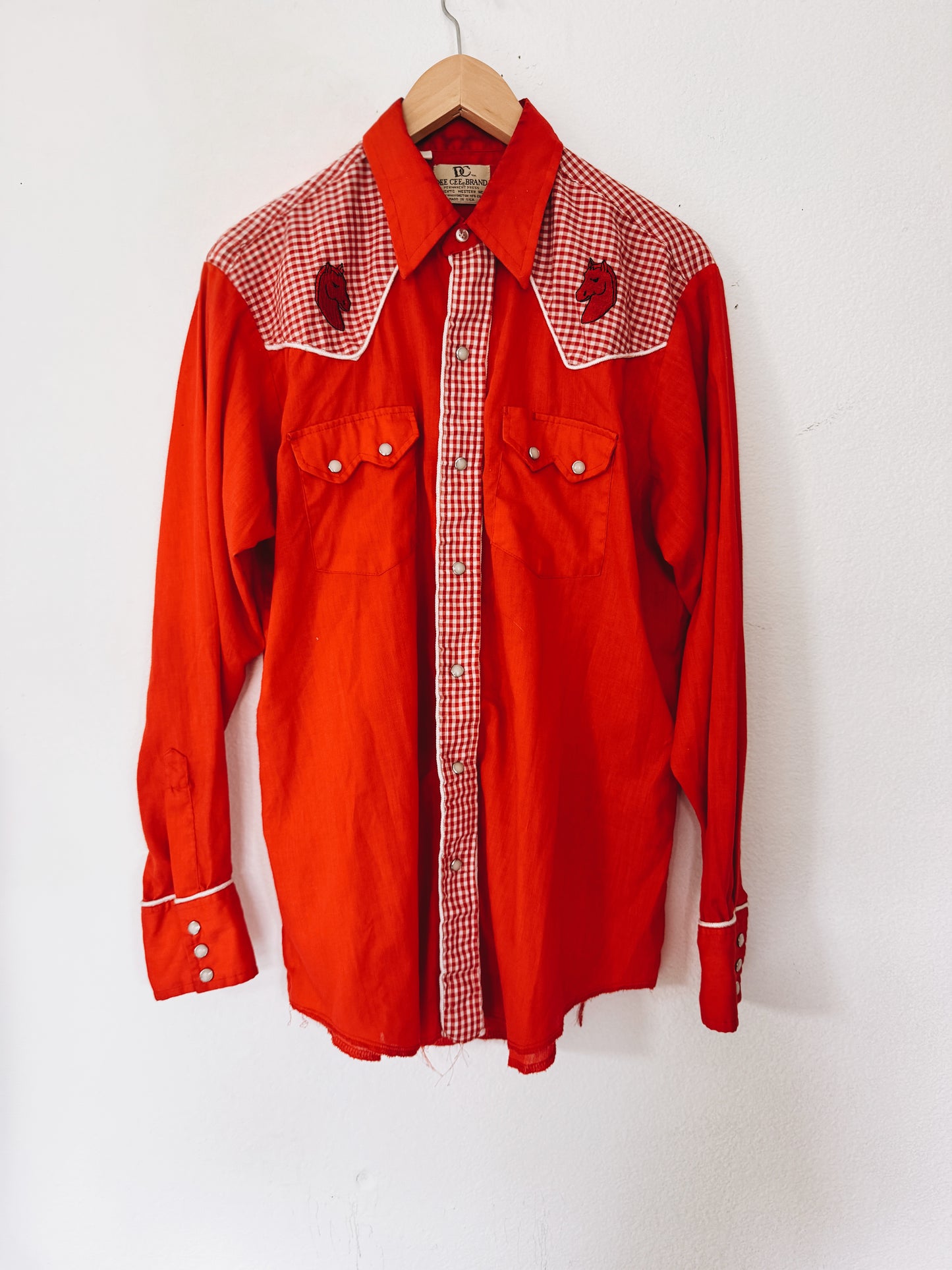 Vintage Gingham Embroidered Horses Pearl Snap