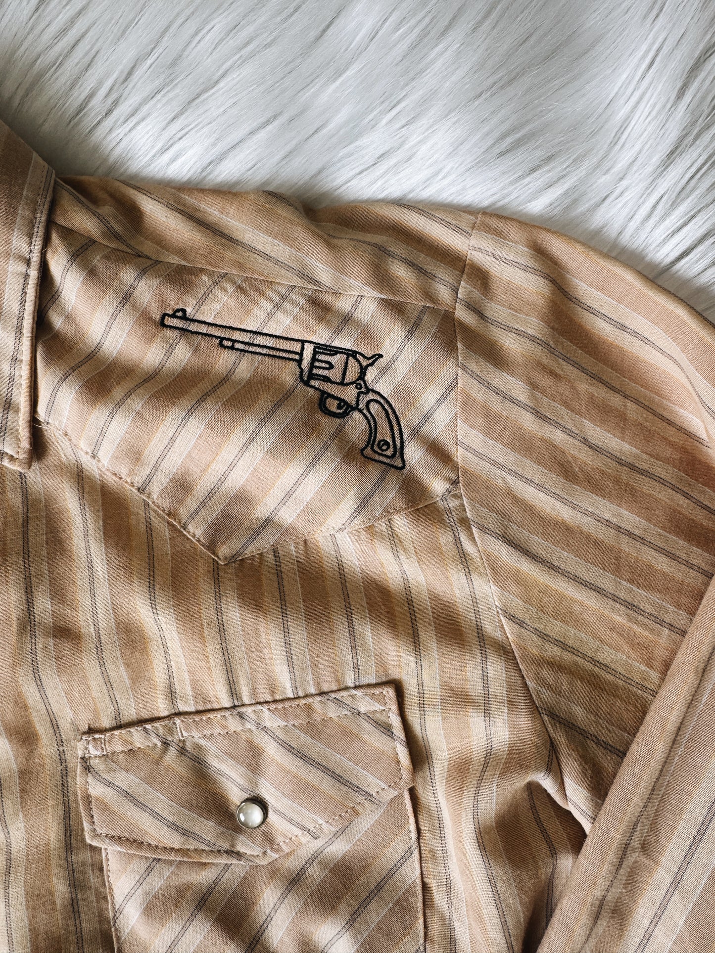Vintage Gun Embroidered Pearl Snap Shirt