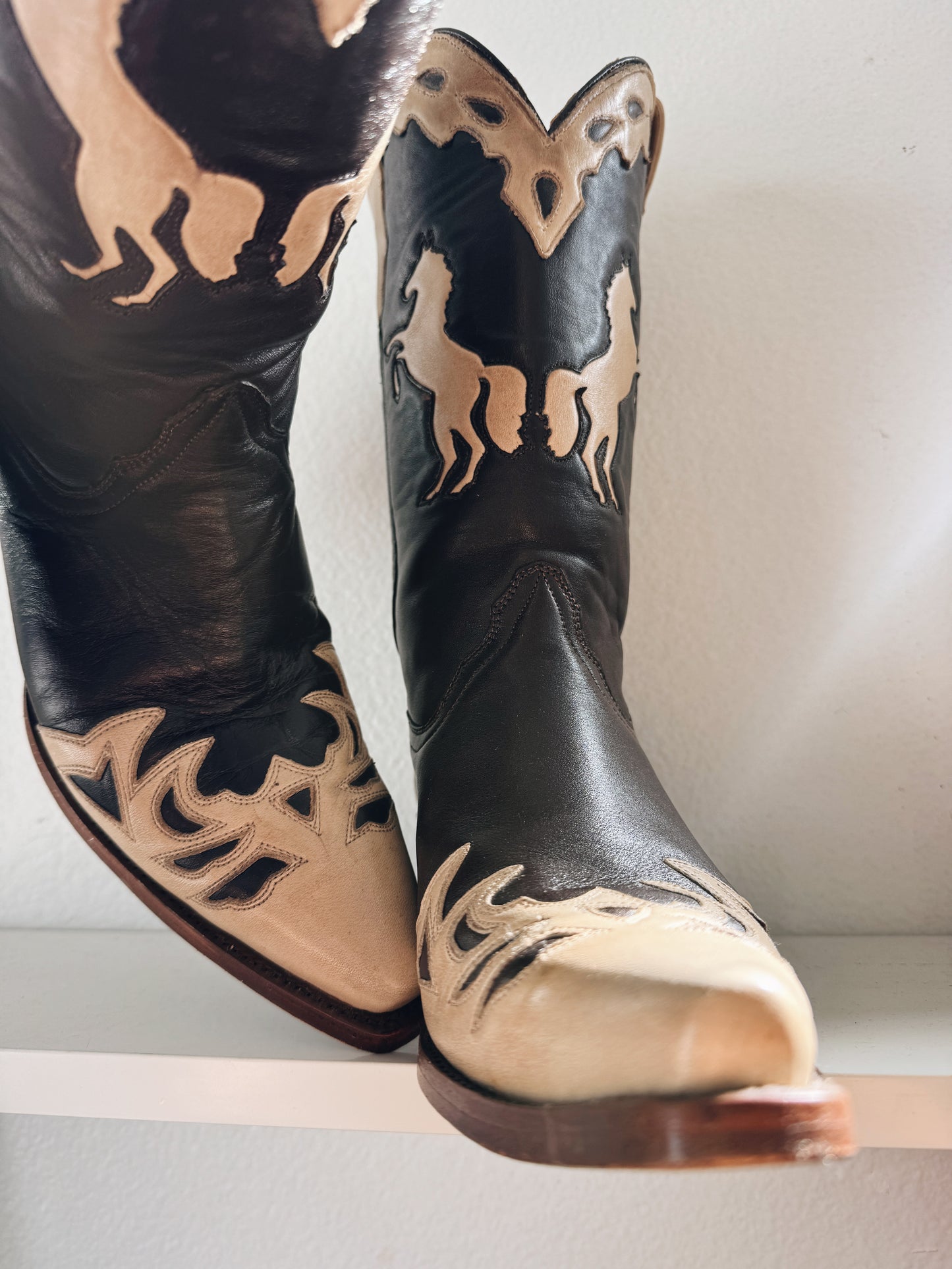 Vintage Horse Inlay Cowboy Boots