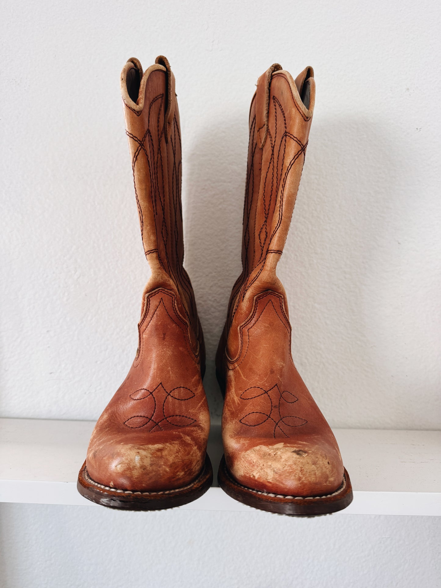 Vintage Tan Stitched Cowboy Boots