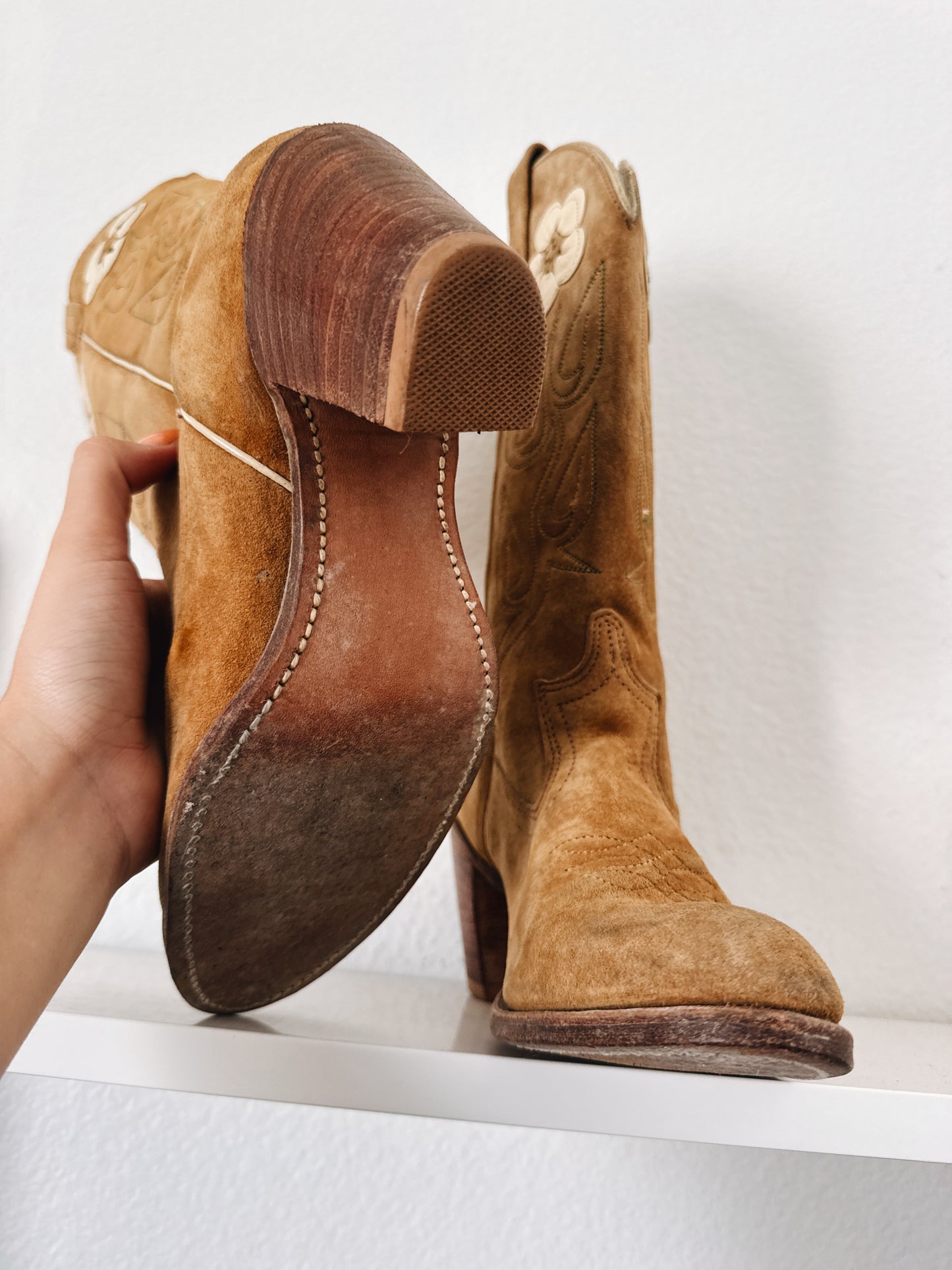 Vintage Acme Flower Cowboy Boots