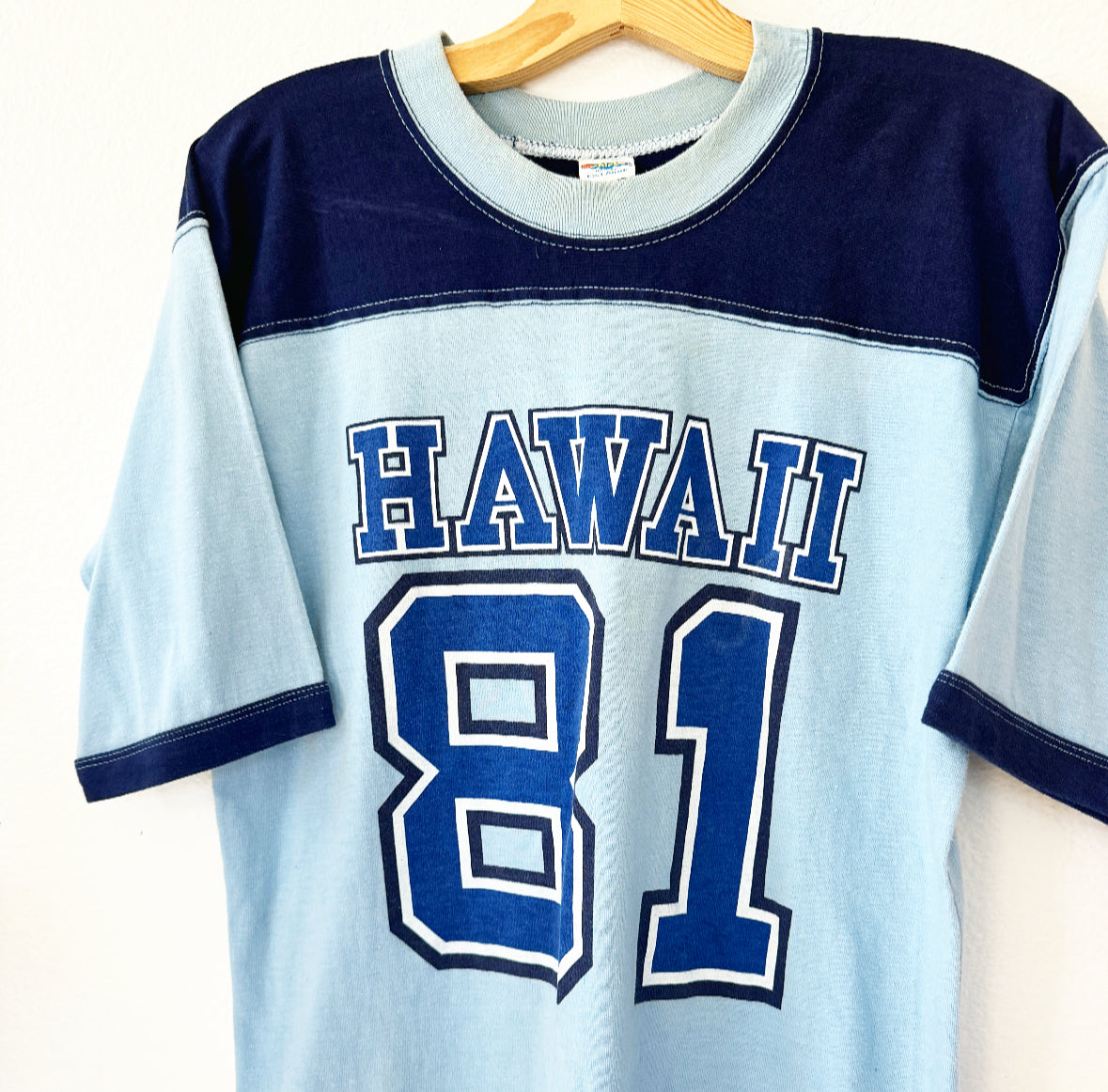 Vintage Hawaii 81 Tee