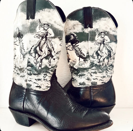 Vintage Western Scene Cowboy Boots
