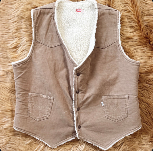 Vintage Levis Corduroy Sherpa Lined Vest