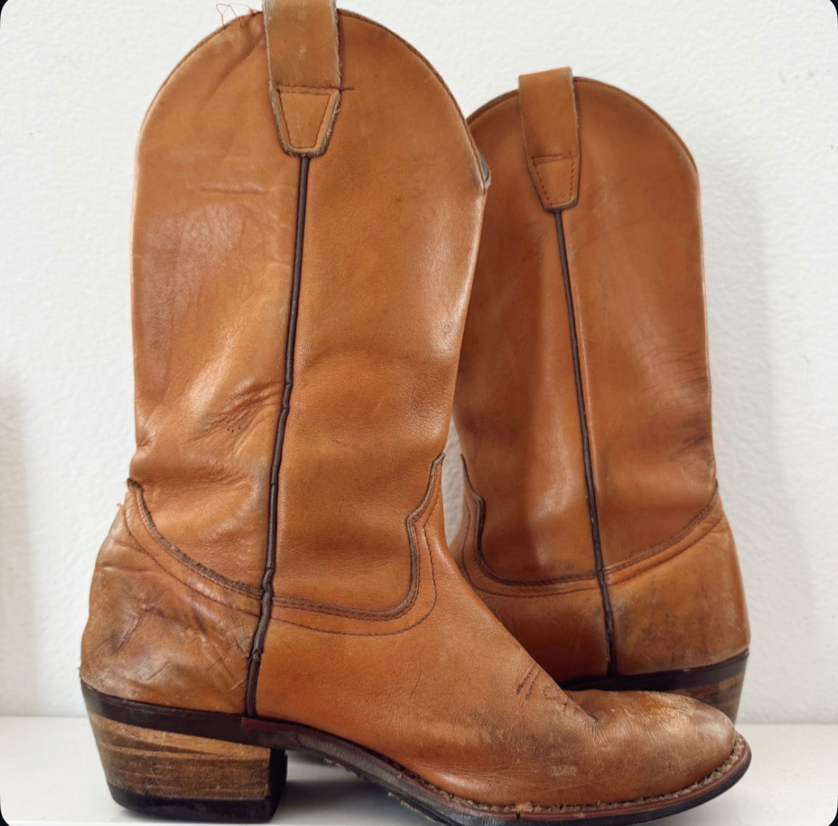 Vintage Tan Cowboy Boots
