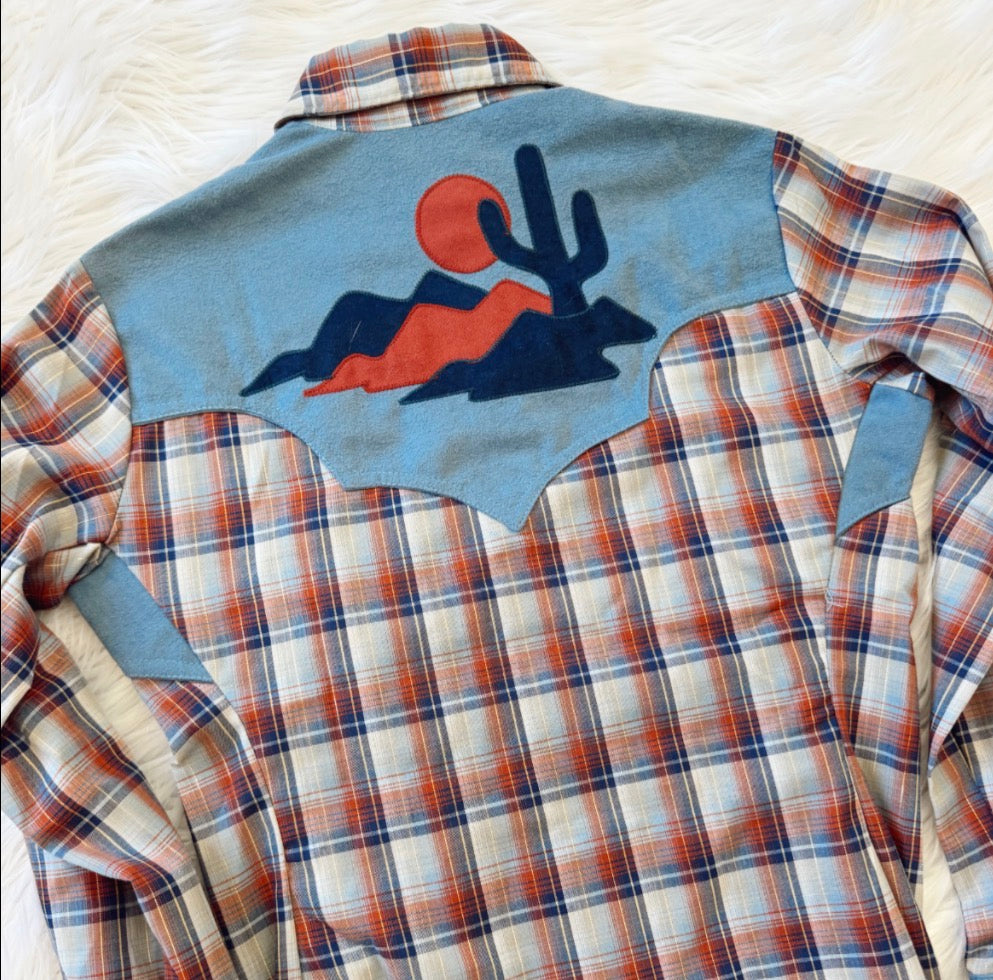 Vintage Desert Scene Pearl Snap