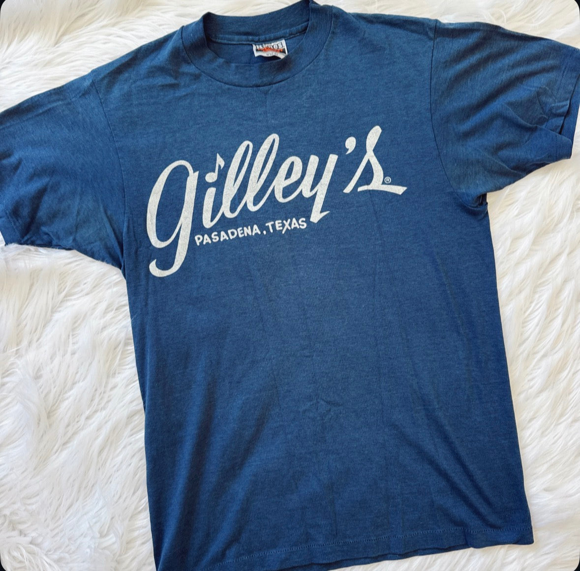Vintage Gilleys Tee