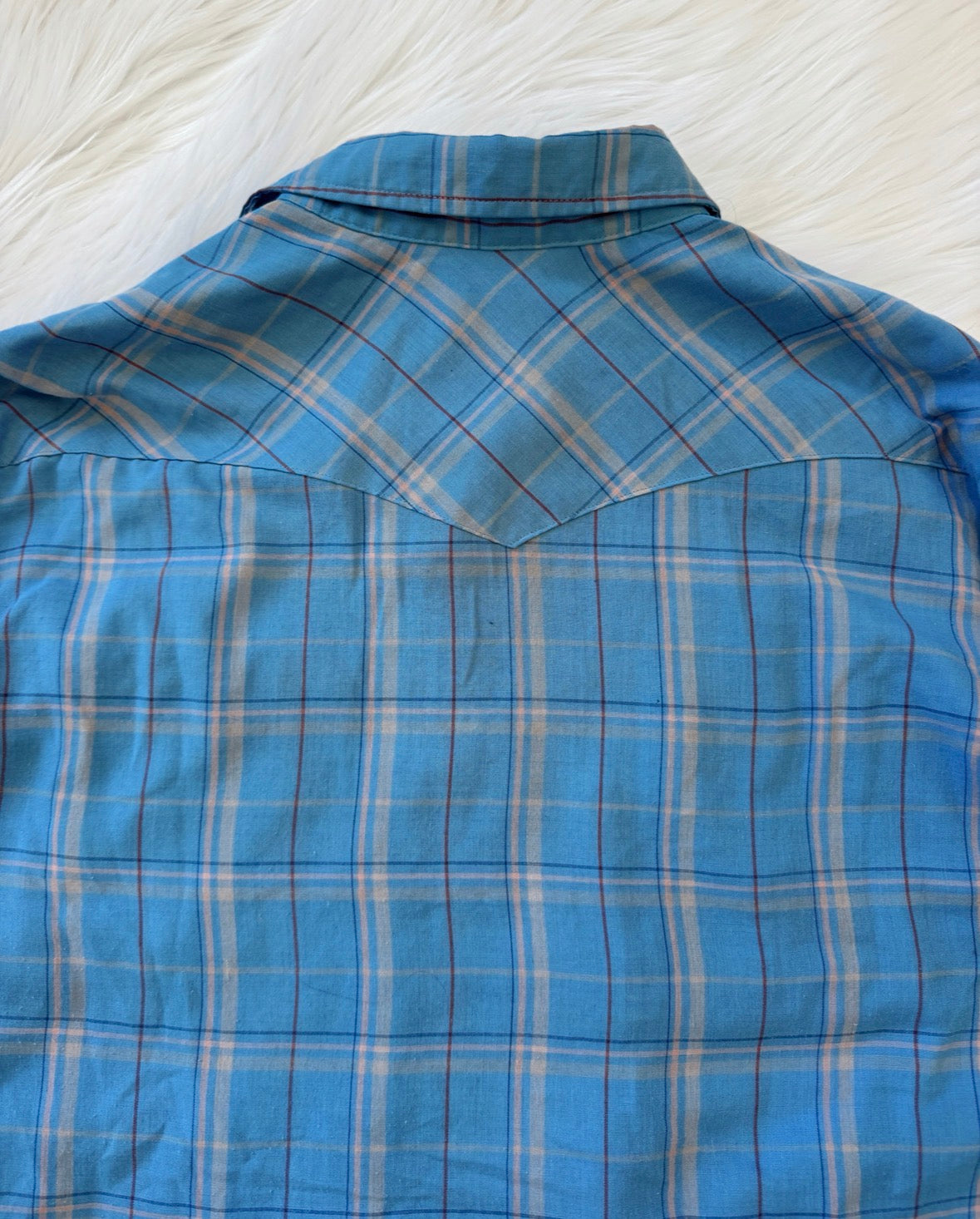 Vintage Wrangler Blue Pearl Snap