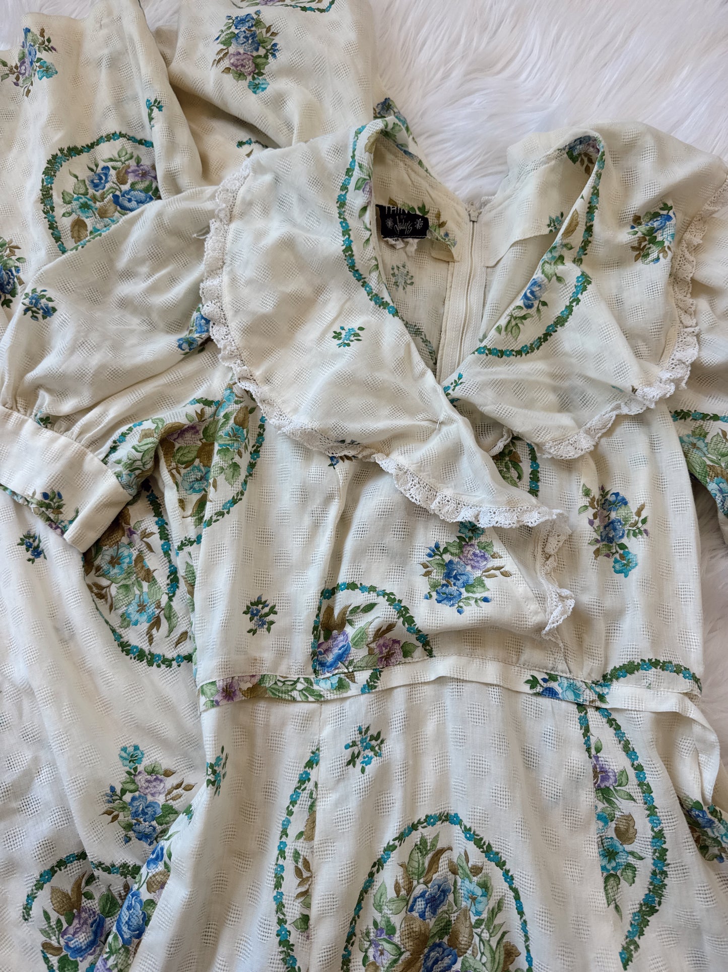 Vintage 1970s Floral Maxi Dress