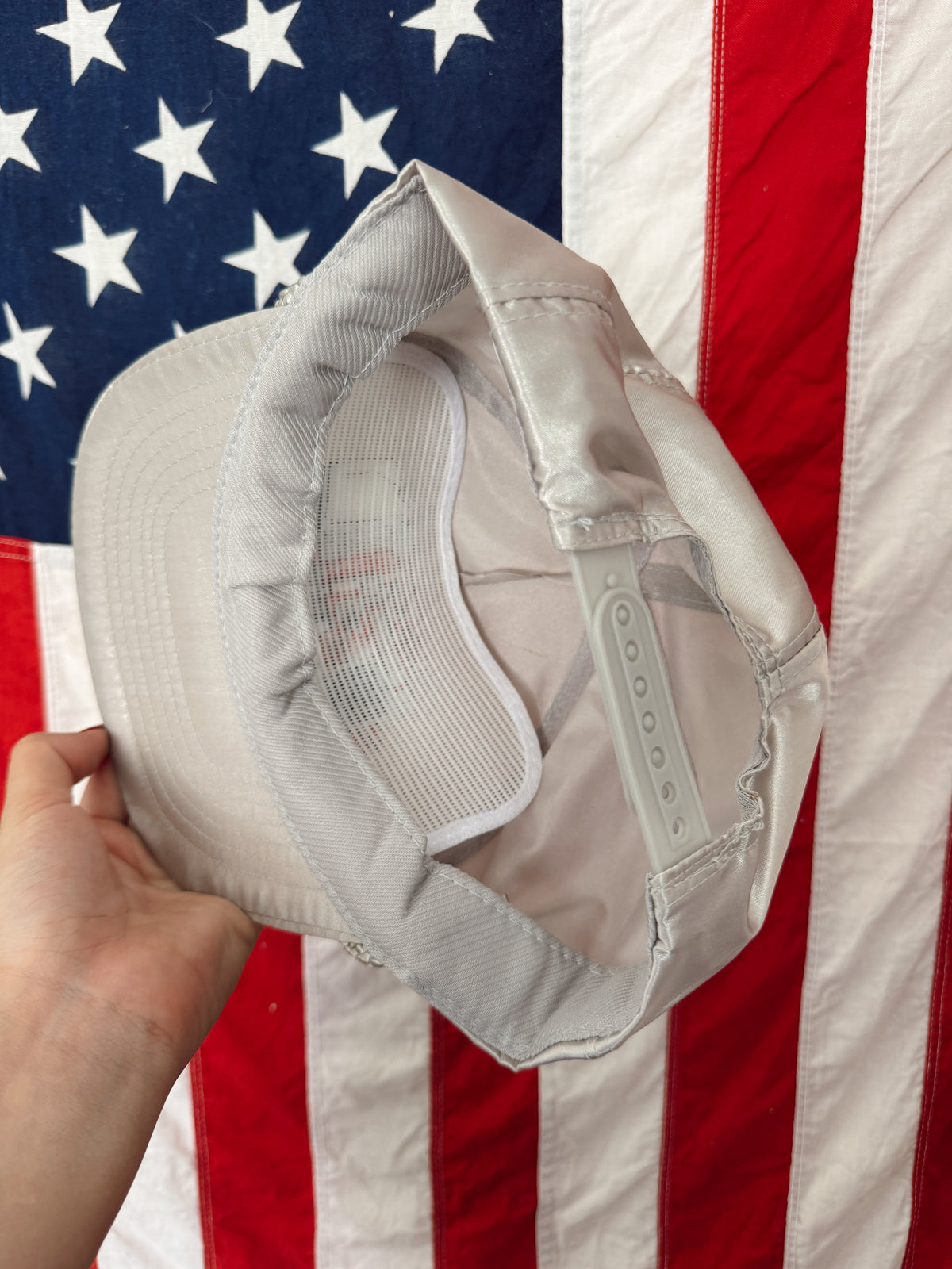 Vintage Independent Trucker Hat