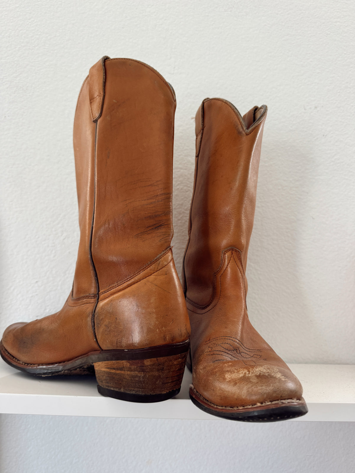 Vintage Tan Cowboy Boots